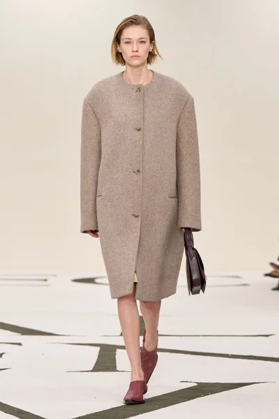 Look 25